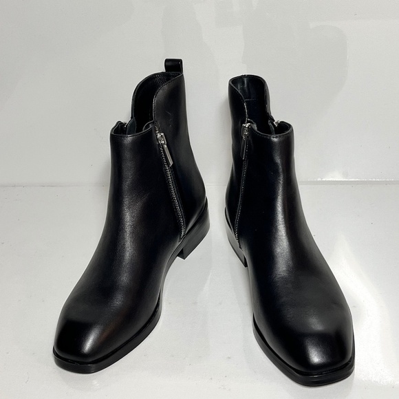 42 GOLD Shoes - 42 GOLD Yearling Leather Booties